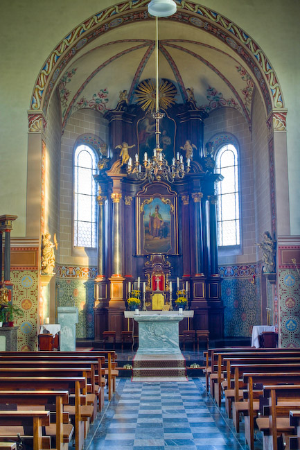 images/bilderleisten/kirchorte/ellar/IMG_7826_7_8.jpg#joomlaImage://local-images/bilderleisten/kirchorte/ellar/IMG_7826_7_8.jpg?width=433&height=649