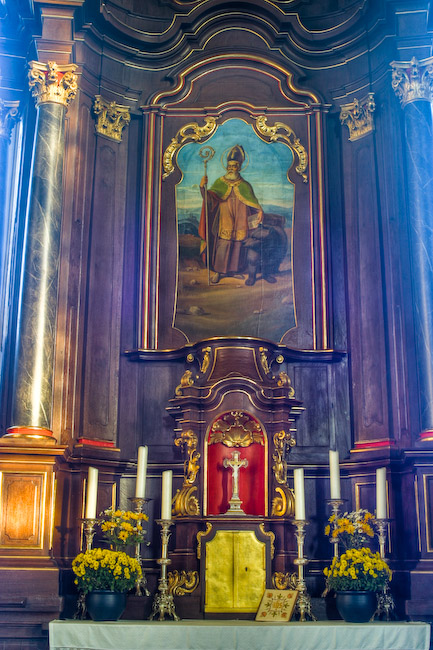 images/bilderleisten/kirchorte/ellar/IMG_7835_6_7.jpg#joomlaImage://local-images/bilderleisten/kirchorte/ellar/IMG_7835_6_7.jpg?width=433&height=650