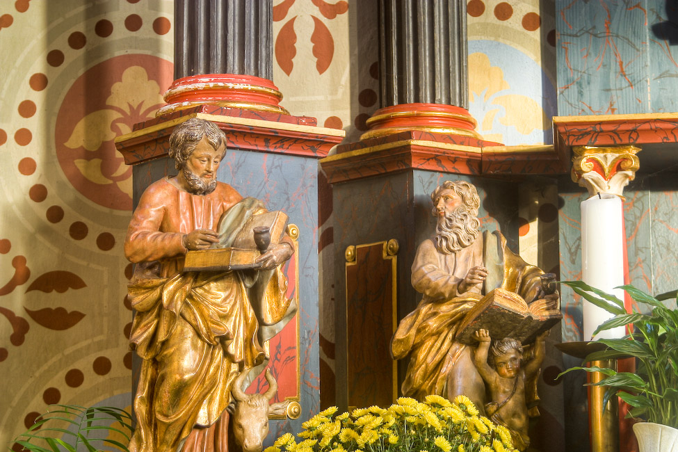 images/bilderleisten/kirchorte/ellar/IMG_7862_3_4.jpg#joomlaImage://local-images/bilderleisten/kirchorte/ellar/IMG_7862_3_4.jpg?width=975&height=650