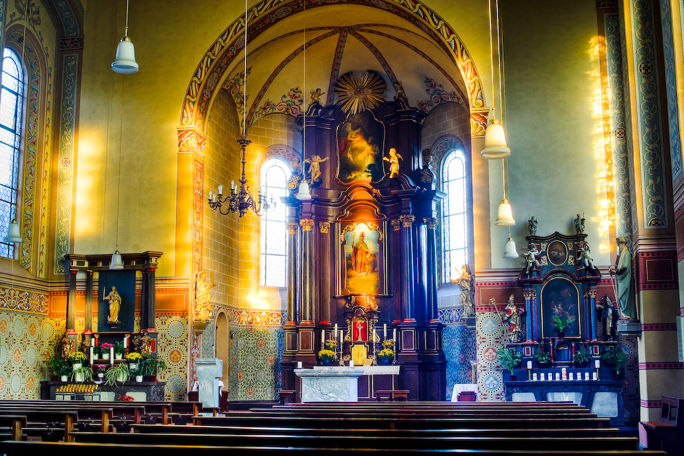 images/bilderleisten/kirchorte/ellar/IMG_7898_899_900.jpg#joomlaImage://local-images/bilderleisten/kirchorte/ellar/IMG_7898_899_900.jpg?width=975&height=650