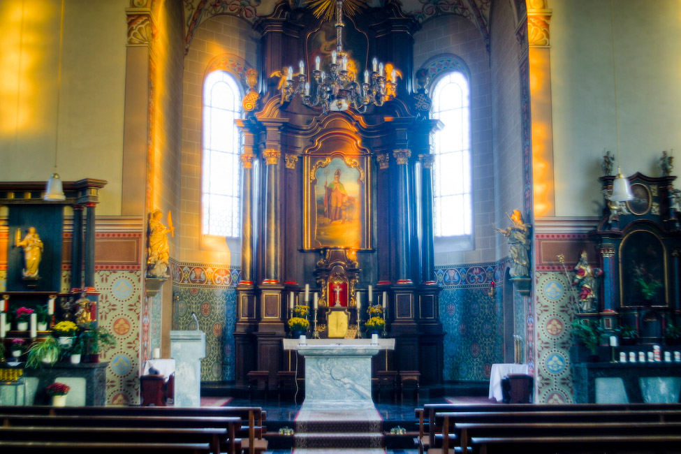 images/bilderleisten/kirchorte/ellar/IMG_7907_8_9.jpg#joomlaImage://local-images/bilderleisten/kirchorte/ellar/IMG_7907_8_9.jpg?width=975&height=650