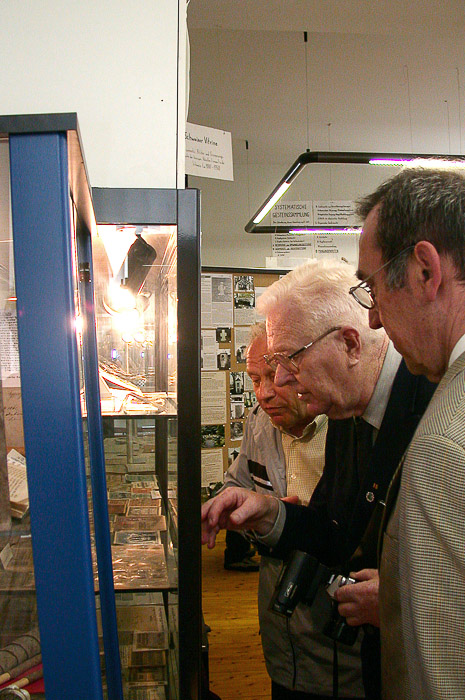 images/bilderleisten/ludwig_boeshaus/01%20(1).jpg#joomlaImage://local-images/bilderleisten/ludwig_boeshaus/01 (1).jpg?width=465&height=700