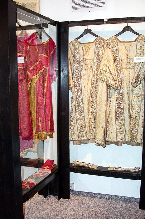 images/bilderleisten/ludwig_boeshaus/01%20(36).jpg#joomlaImage://local-images/bilderleisten/ludwig_boeshaus/01 (36).jpg?width=465&height=700